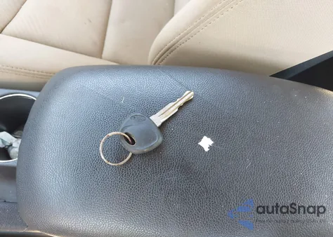 2012 Hyundai Elantra Gls (Ulsan Plant) from USA, damaged, VIN KMHDH4AE7CU329931